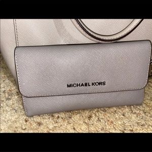 Michael Kors trifold wallet